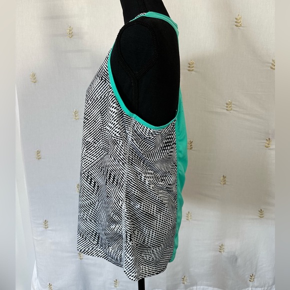 Champion DuoDry+ Razorback Tank - Picture 6 of 9